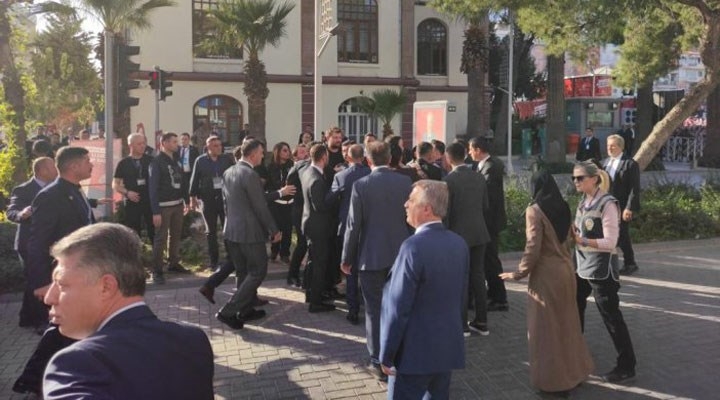 Mitingi öncesi AK Parti’lilerle MHP’liler arasında kavga