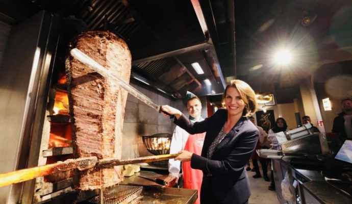 ÖVP’ki değişim | Dönercileri daha çok denetleyeceğiz den, döner kesmeye