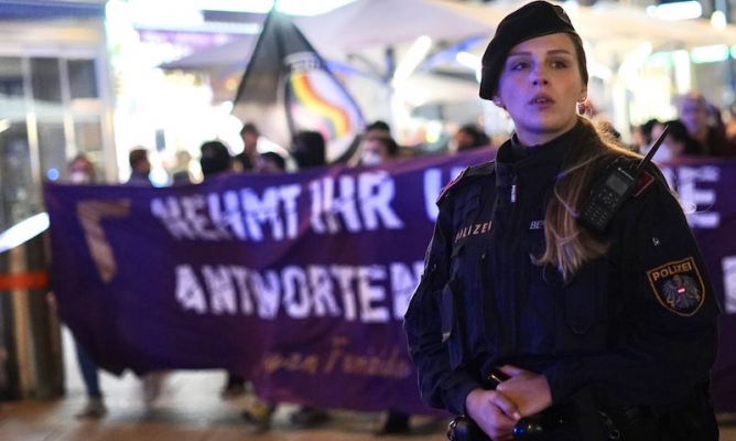 Viyana’da kadın cinayetleri protesto edildi