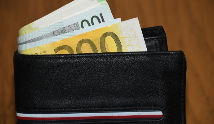 Almanya’da vatandaşlık parası tartışması