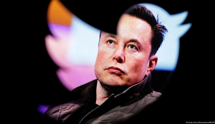 Elon Musk löst den Twitter-Vorstand auf und wird neuer CEO