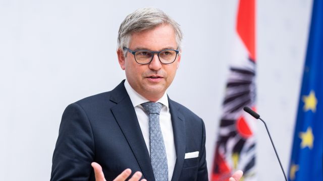 Avusturya’da yıl başından önce 400 Euro enerji yardımı yapılacak