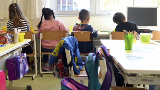 Pädagogen für Optimierung der Deutschförderklassen