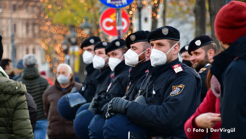 Avusturya polisi yılbaşı gecesine hazırlanıyor