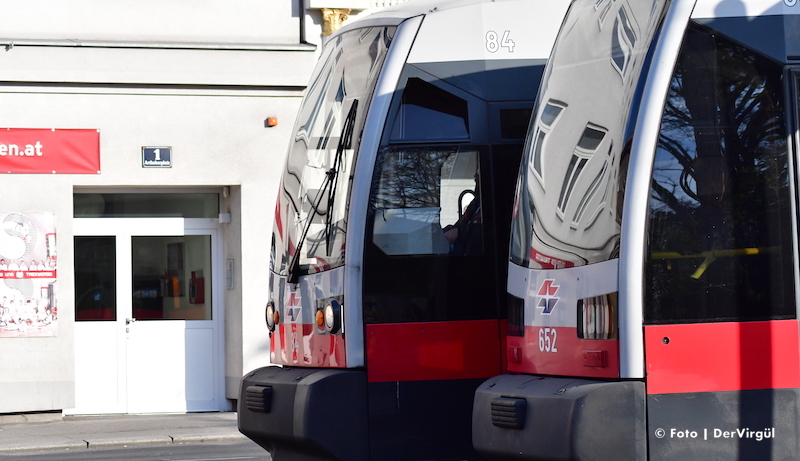 Tramvay sürücüleri tatil günlerinde çalışmaya zorlanıyor