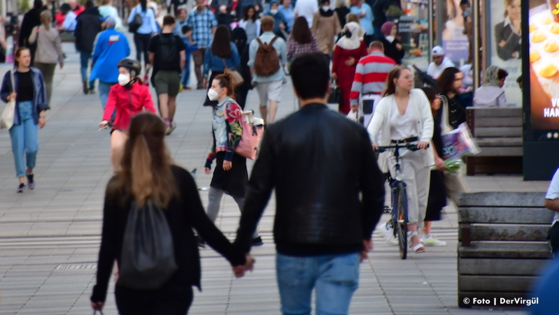 Flört ederken para mevzuları konuşulmalı mı?