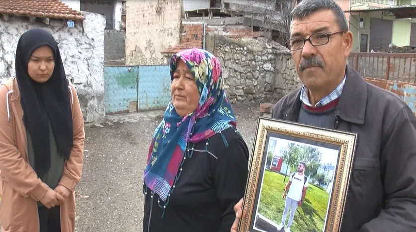 Okuluna devam etmek için evlenmek istemeyen gencin ağabeyi öldürüldü, cenazede kuzeni de öldü