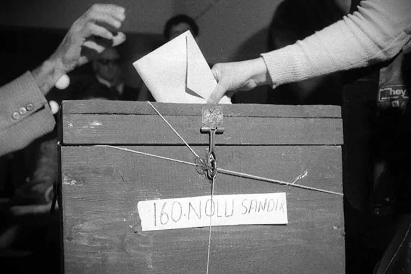Türk demokrasisinin seçimlerle tanışmasının tarihi kabaca 115 yıldan ibaret