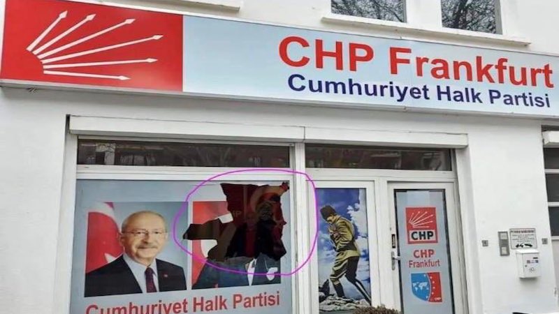 Frankfurt’da CHP ofisine saldırı