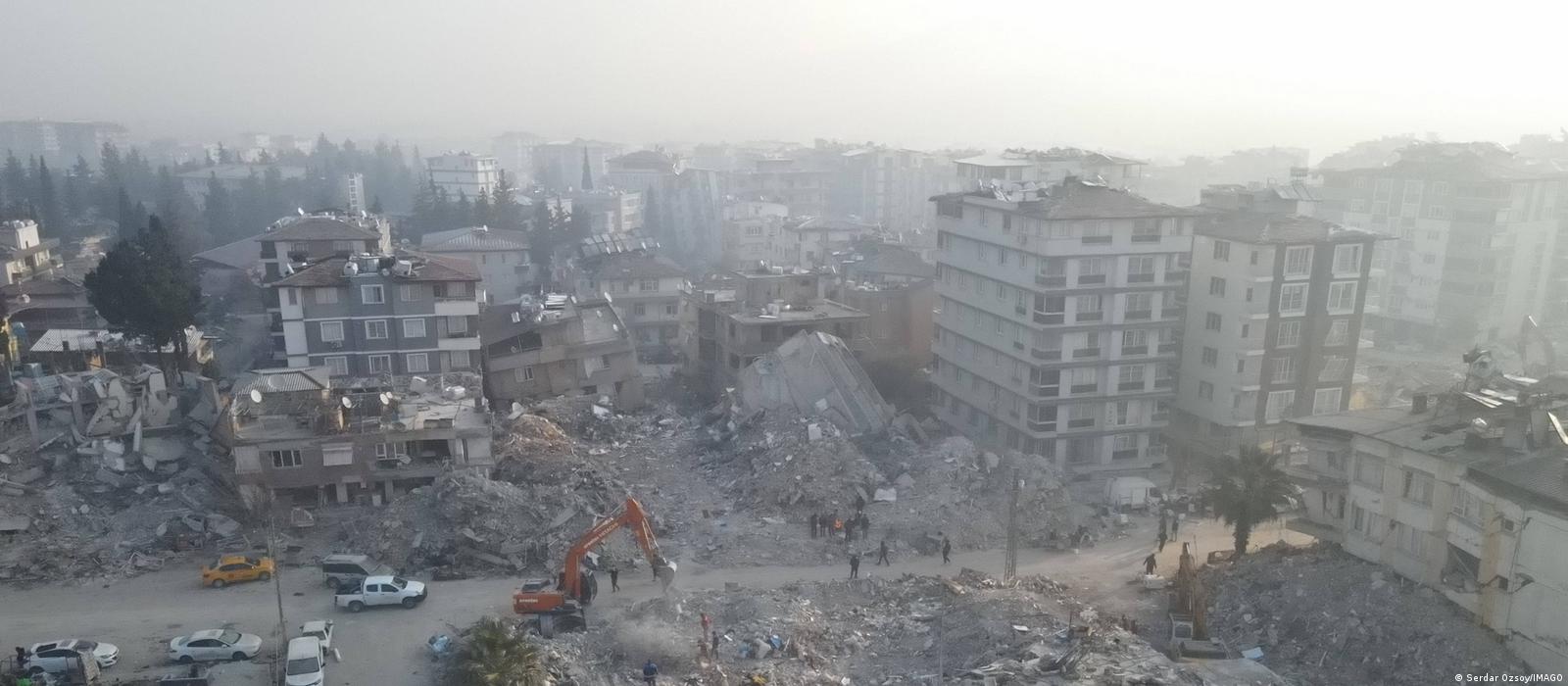 Deprem felaketinde sekizinci gün