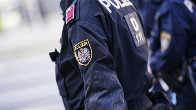 Yabancılar polisinden Viyana’da operasyon | Yedi tutuklama