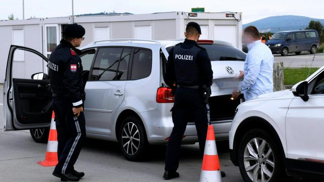 Slovakya ile sınır kontrolleri sona eriyor