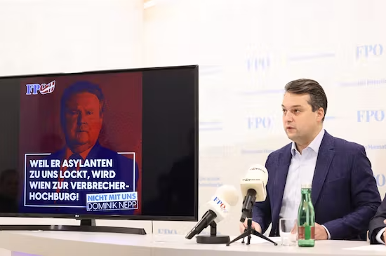 Viyana Belediye Başkanına, İslamcı paralel toplulukları destekliyor eleştirisi