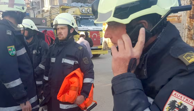 Avusturya kurtarma ekibi, güvenlik durumu nedeniyle kurtarma çalışmalarını durdurdu