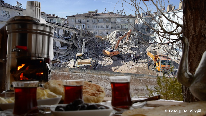Viyana’da onlarca pazar kahvaltısının geliri depremzedelere bağışlandı