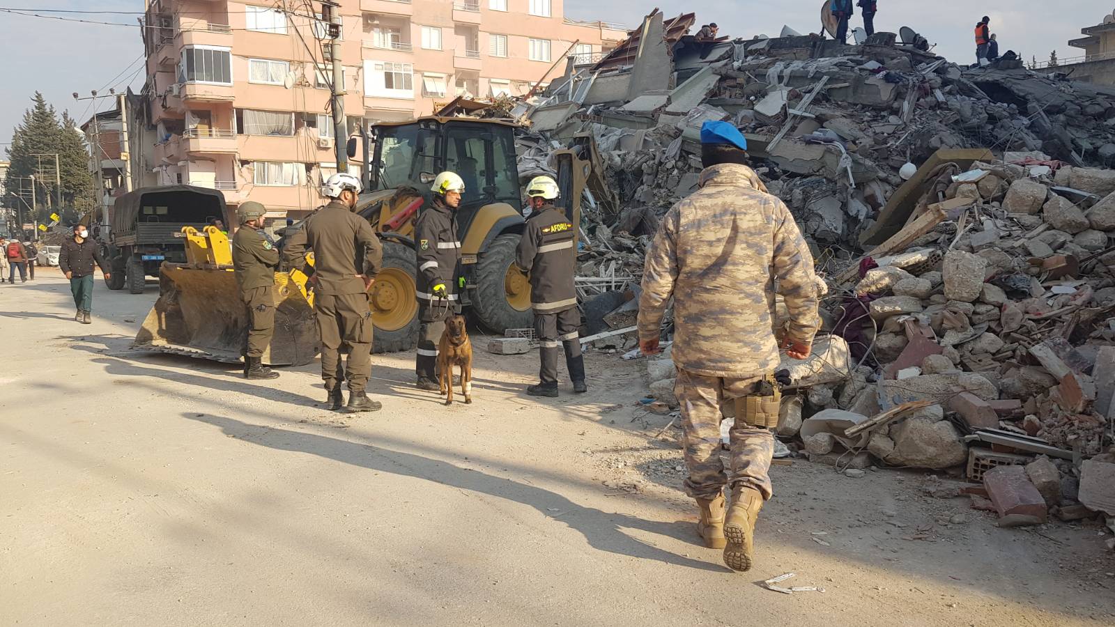 Avusturya kurtarma ekibi yeniden iş başında