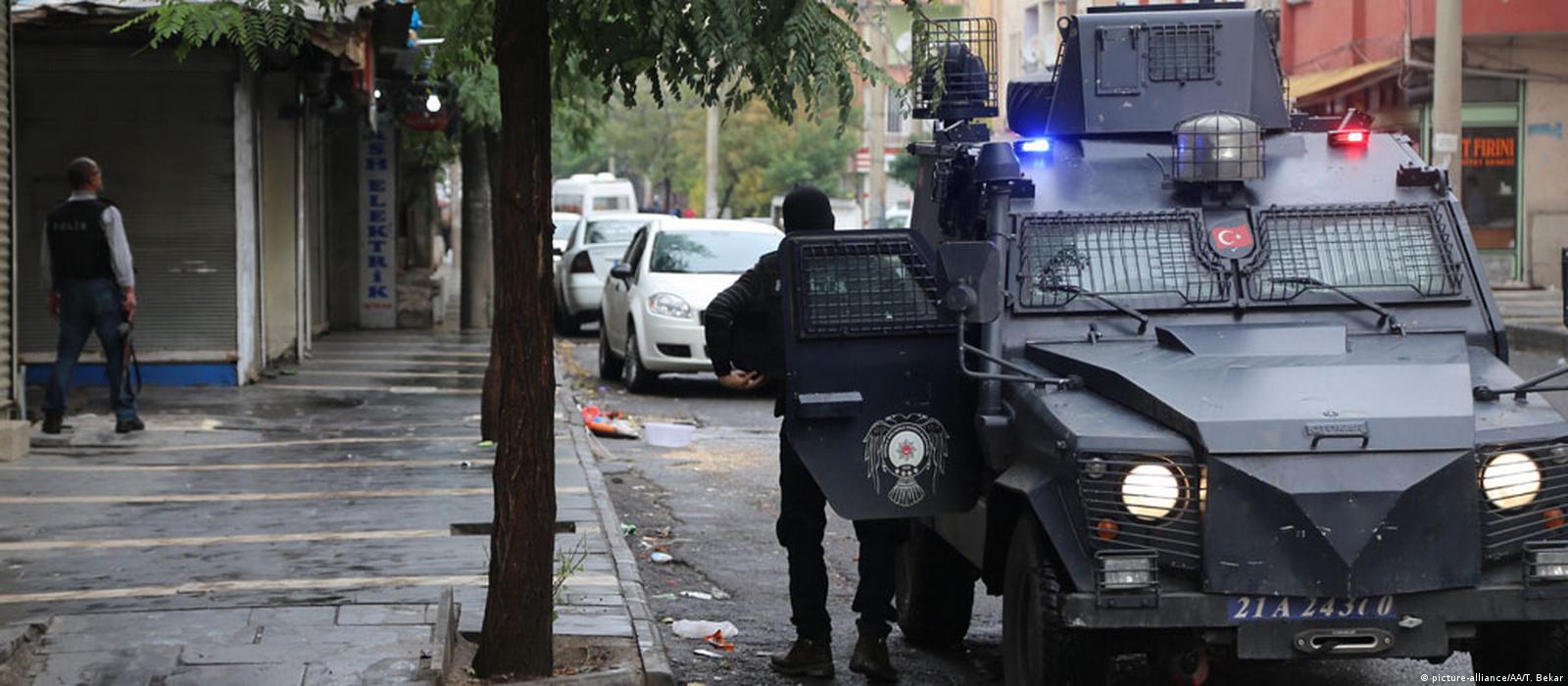 Diyarbakır Valiliği | 5 polis görevden uzaklaştırıldı