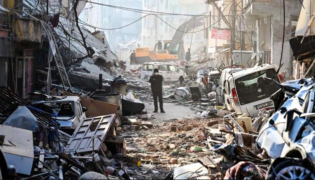 AB’den Türkiye’ye deprem sonrası inşa için 1 milyar Euro