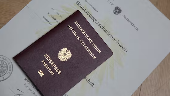 Avusturya vatandaşlığına olan yüksek talebe, göç dairesi yetişmeye çalışıyor