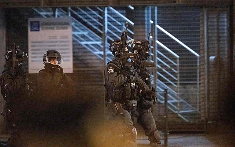 Hamburg’da silahlı saldırı | 8 ölü
