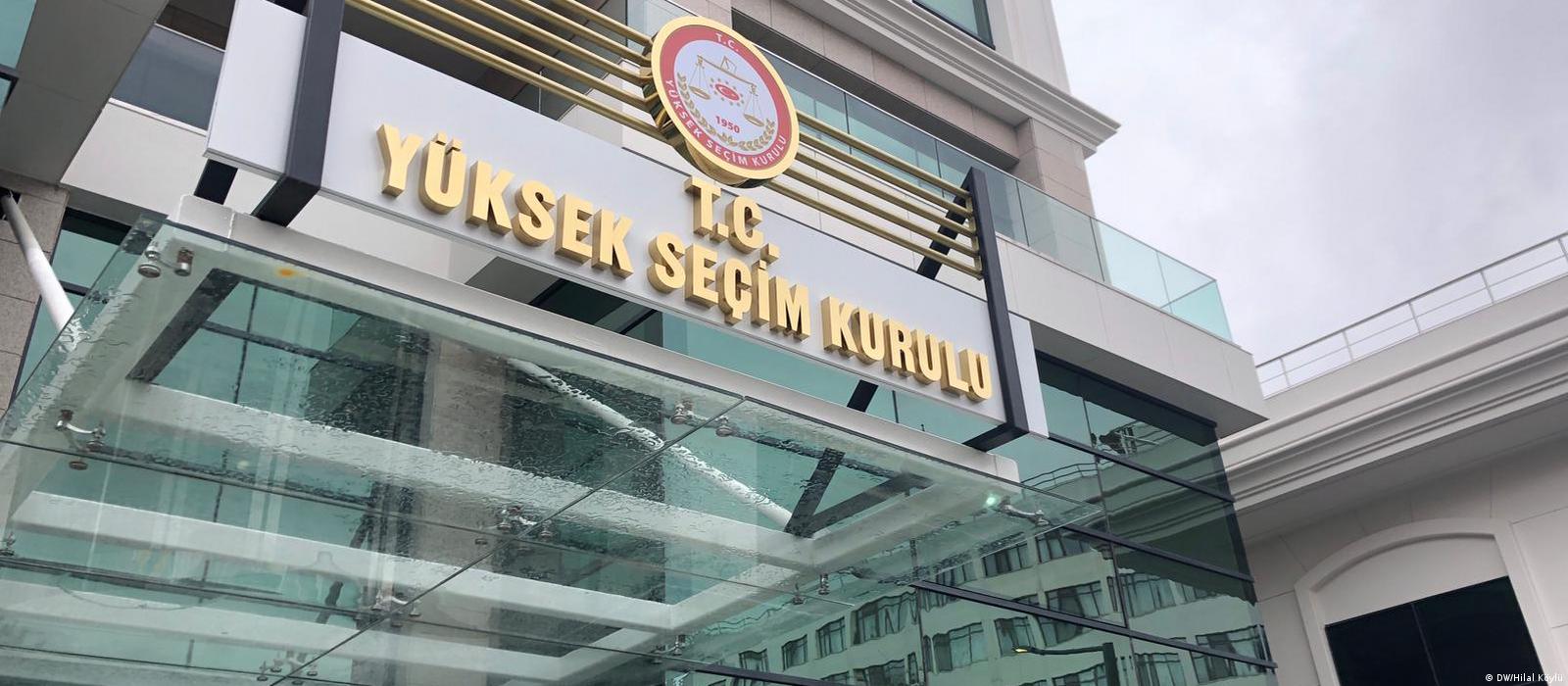 Milletvekili aday listeleri YSK’ya teslim edildi