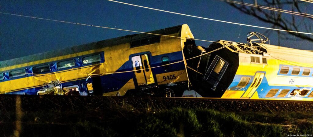 Hollanda’da tren kazası