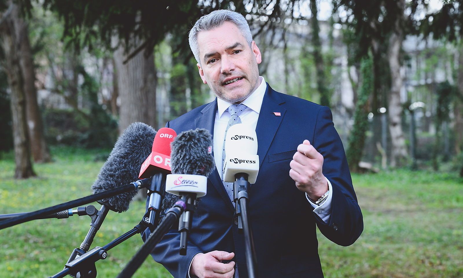 Başbakan Nehammer, göçmenlere sosyal yardım kısıtlaması istiyor