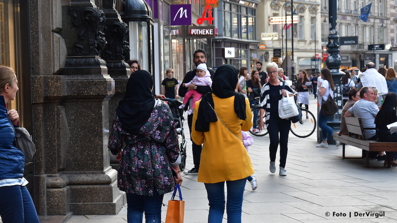 Avusturya’da başörtüsü ayrımcılığına karşı örnek karar | 2.000 Euro tazminat