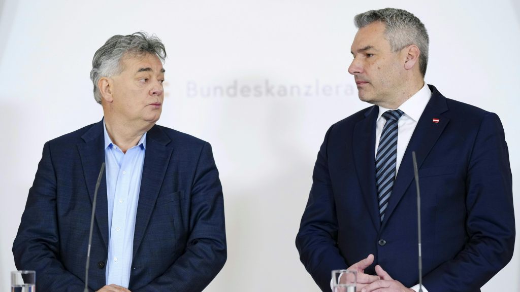 Hükümet güven kaybı ile mücadele etmeye devam ediyor