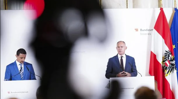 Avusturya İstihbaratının başı Ömer, ilk raporunu sundu