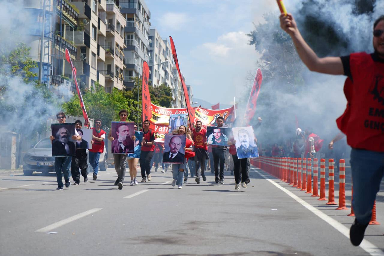 Türkiye genelinde 1 Mayıs etkinliklerine yoğun katılım yaşandı