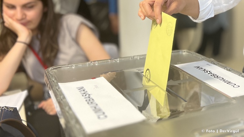 Avusturya’da ilk günde 23443 oy kullanıldı