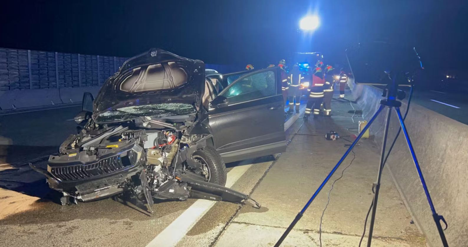 Batı otoyolunda [A1] meydana gelen kazada dört kişi yaralandı