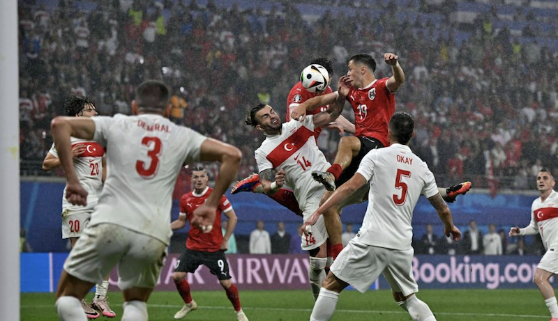 Şansölye Nehammer ve Büyükelçi Ceyhun, 2-1 tahmininde bulunmuştu…