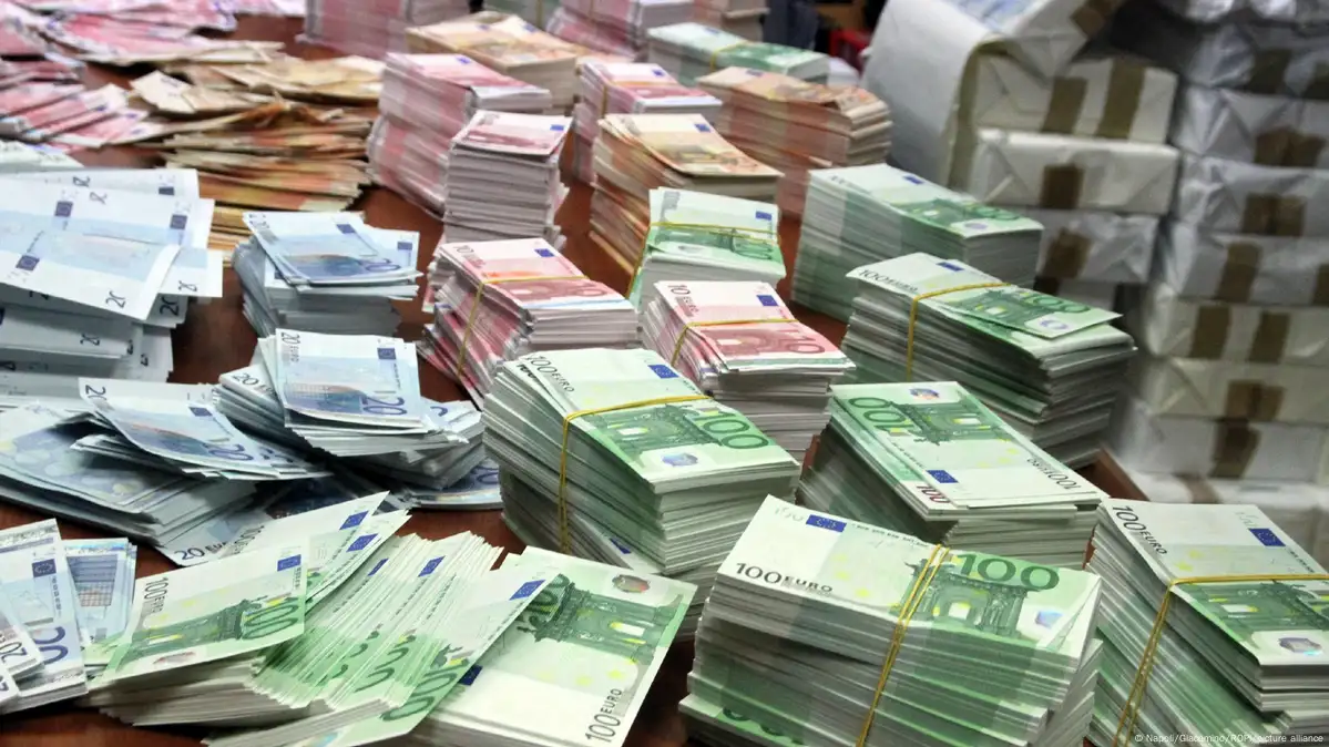 101 milyon Euro değerinde sahte döviz ele geçirildi