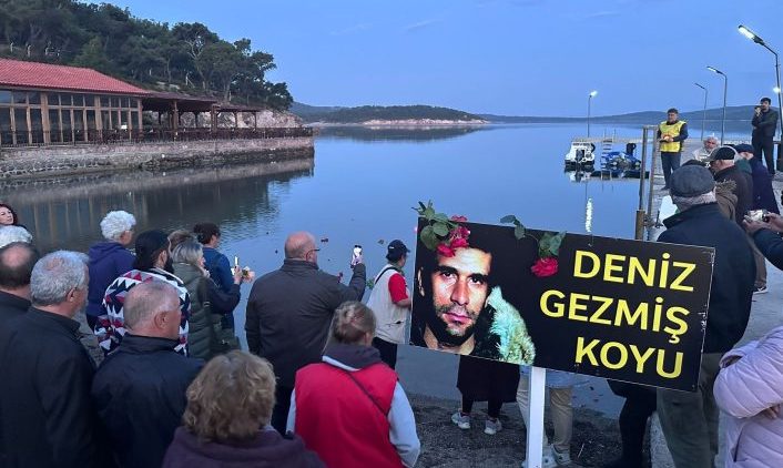 Üç Fidan, İdamlarının 53. Yılında Anıldı
