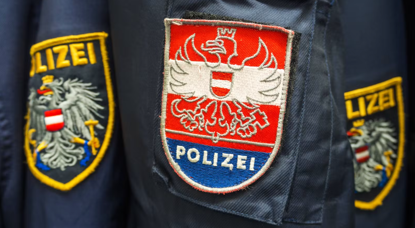 Gerçek polis telefonda para talep etmez | Kendinizi koruyun, yakınlarınızı uyarın!