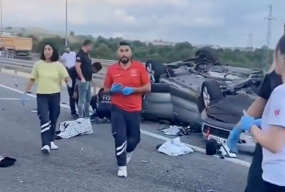Viyana’dan memlekete uzanan yolda kaza | 1 Ölü, 4 Yaralı