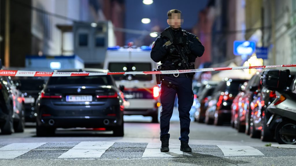 Restoran cinayet zanlısı için uluslararası arama başlatıldı