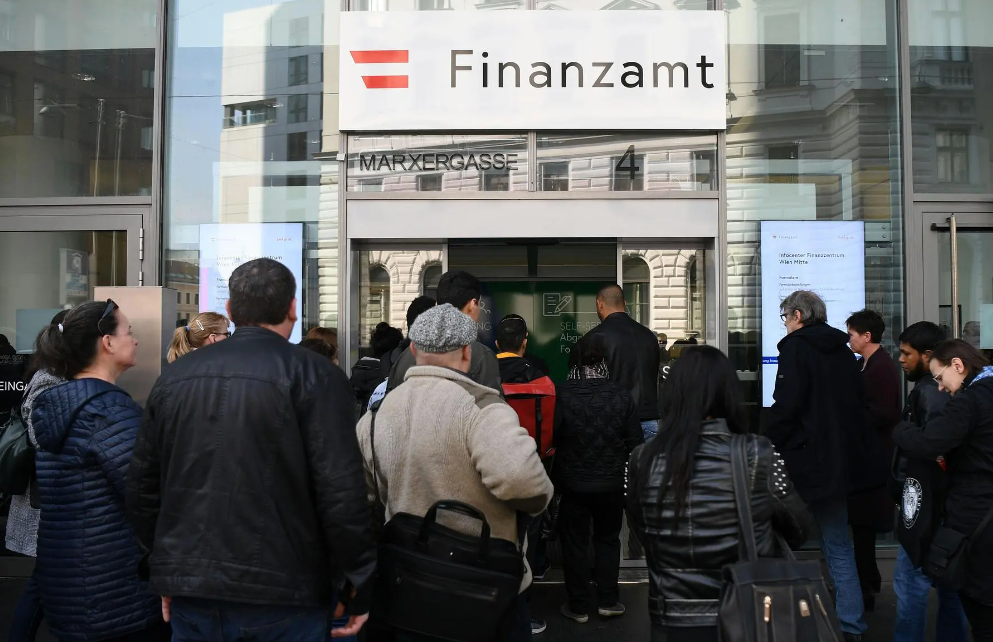 Avusturya bütçe açığını kontrol altına almakta zorlanıyor