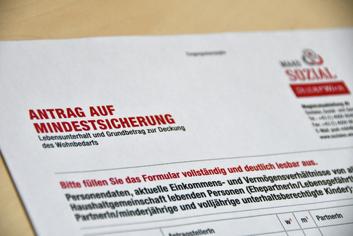 Viyana Belediyesi tasarrufu yoksulların üzerinden mi yapıyor?