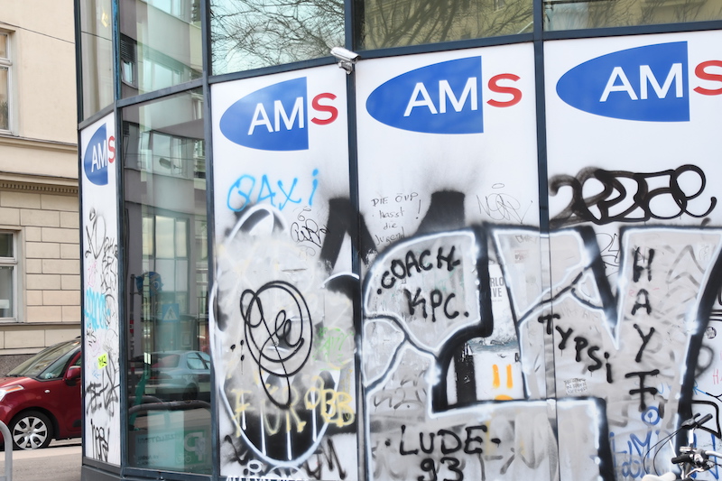 İşsizlik artmaya devam ediyor | Neredeyse 400.000 kişi işsiz