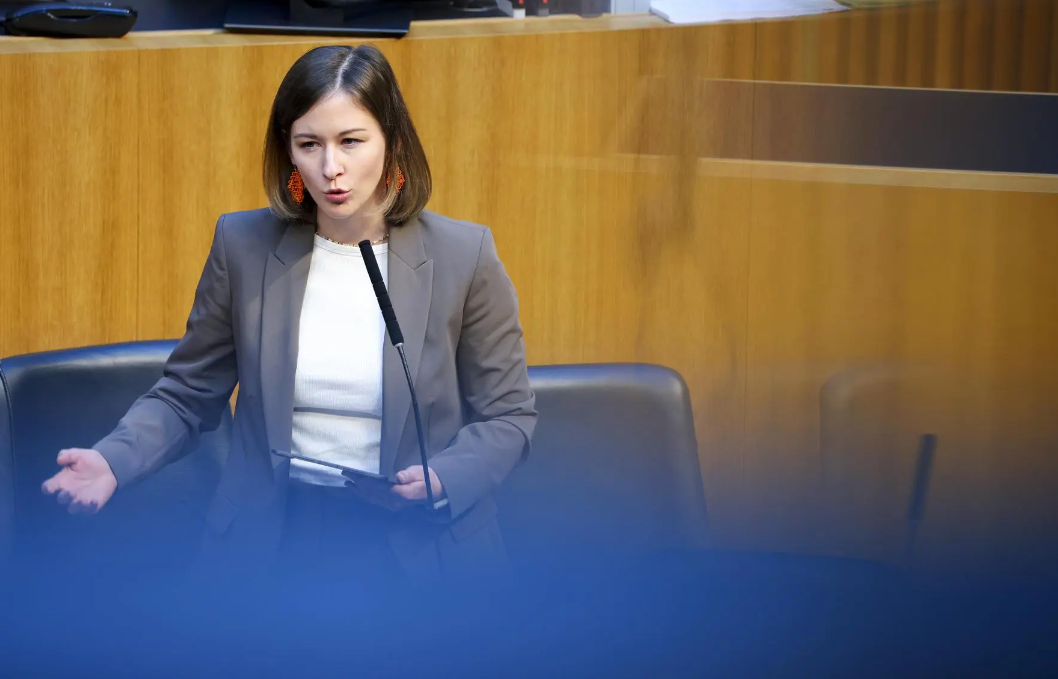 Instagram üzerinden entegrasyon | ÖVP paylaşımı ve SPÖ’ye yüklenme