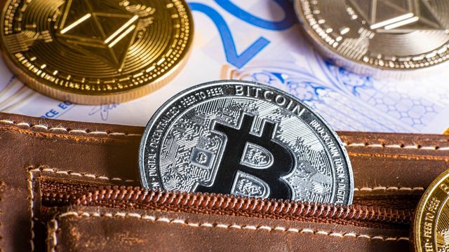 Kripto yatırımcısı ani düşüşlerde nasıl davranmalı?