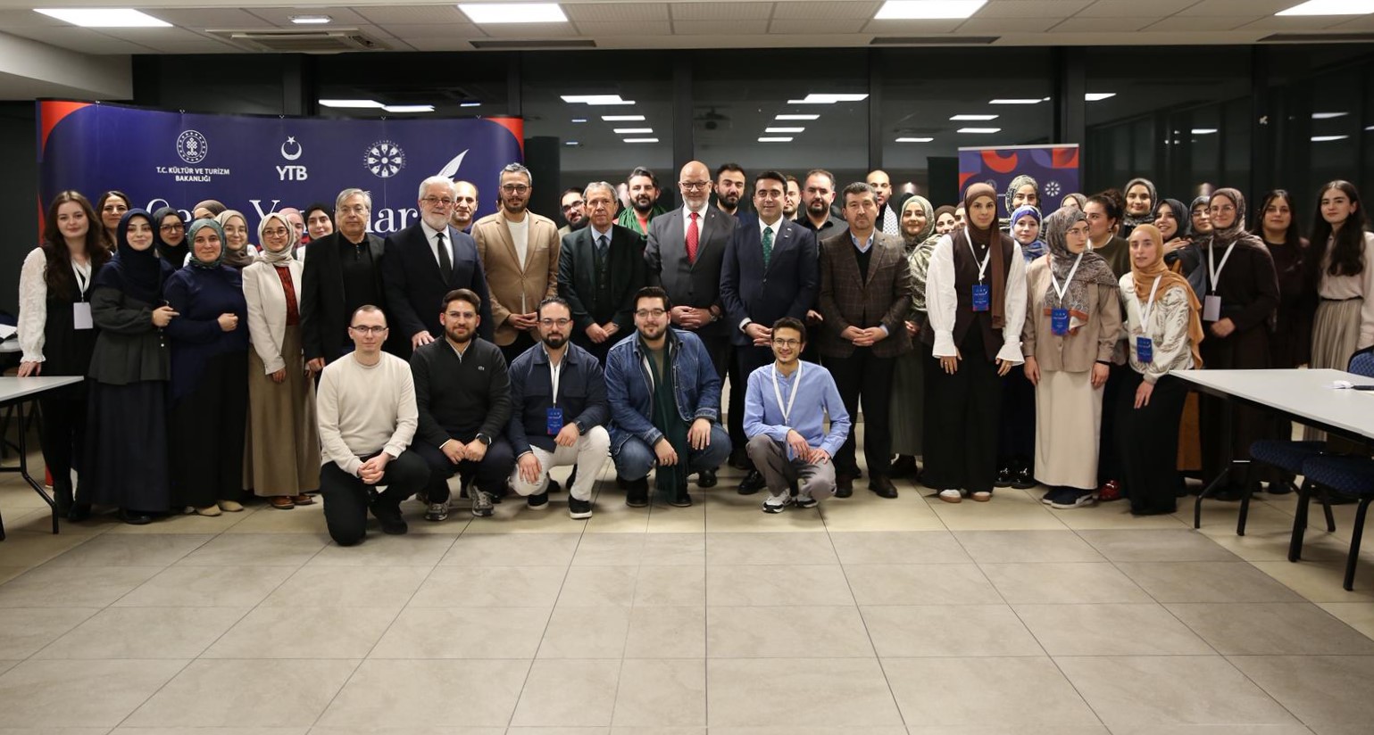 AVRUPA’NIN KALBİNDE “TÜRKÇE” ZİRVESİ: