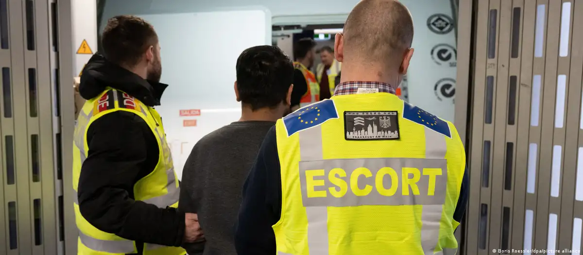 Almanya | Türkiye’ye sınır dışılar iki katına çıktı