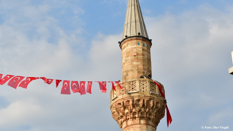 İslam, İslamcılara Karşı Direniyor