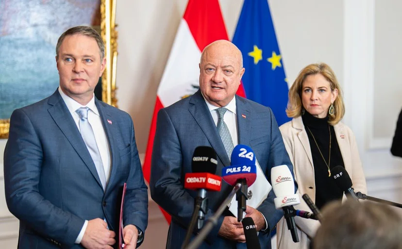 Avusturya hükümetinin çalışma kampı neler getirecek? | Şeriat hukukundan, Askerliğin uzatılması…