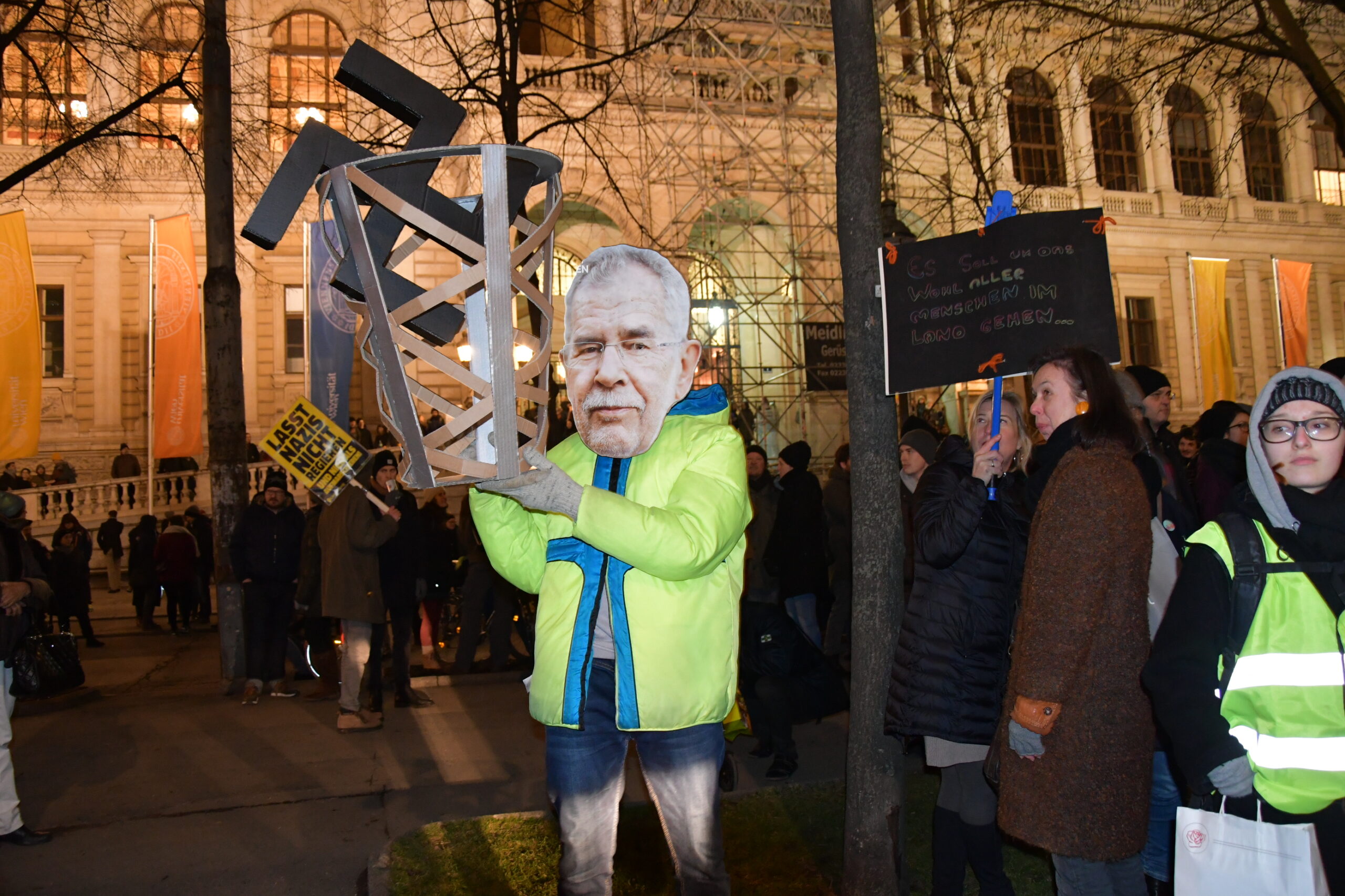 “Akademik Balo” Öncesi Viyana’da Protesto Çağrısı