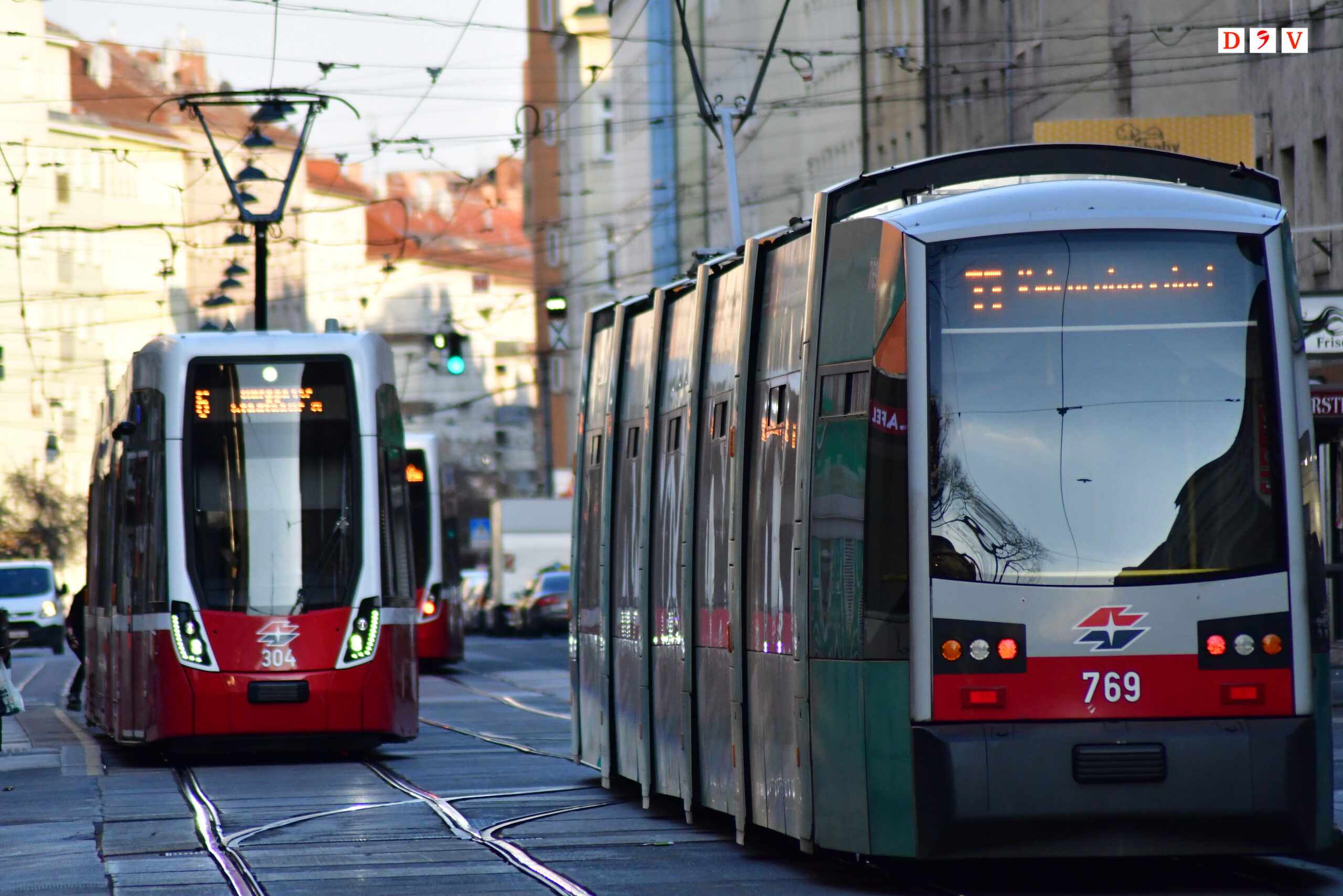Wiener Linien’den Yeni Hamle | Yüksek Sesli Konuşana Para Cezası İhtimali
